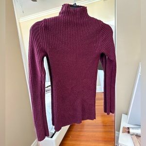 Turtle neck sweater - great condition